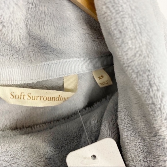 SOFT SURROUNDINGS Glacier Plush Fleece Pullover Cozy Gray Women's Sweater - Picture 11 of 11